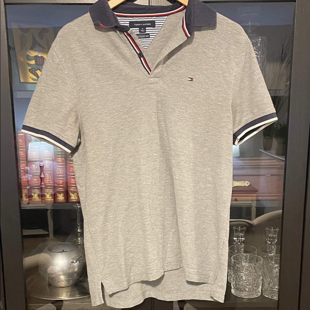 Tommy Hilfiger Light Gray Polo Shirt with Navy Accents